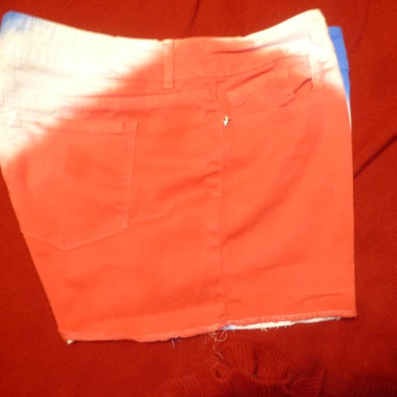 LEI Ashley LOW RISE Red, White, and Blue Tie-Dyed Denim Shorts Sz 17 - Picture 8 of 13